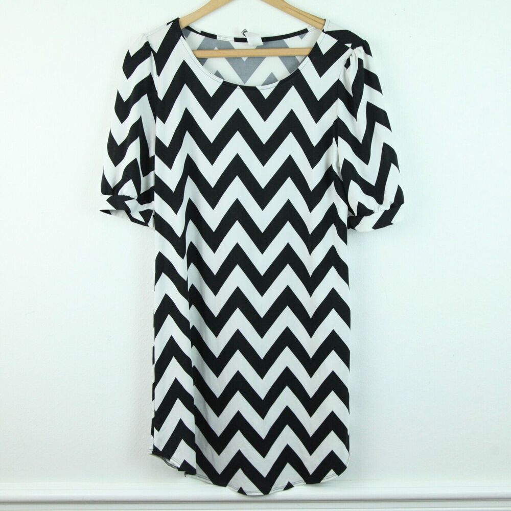 Vintage Small Tunic‎ Y2K Chevron Going Out Girlie Top Twee 2010s Quirky Funky